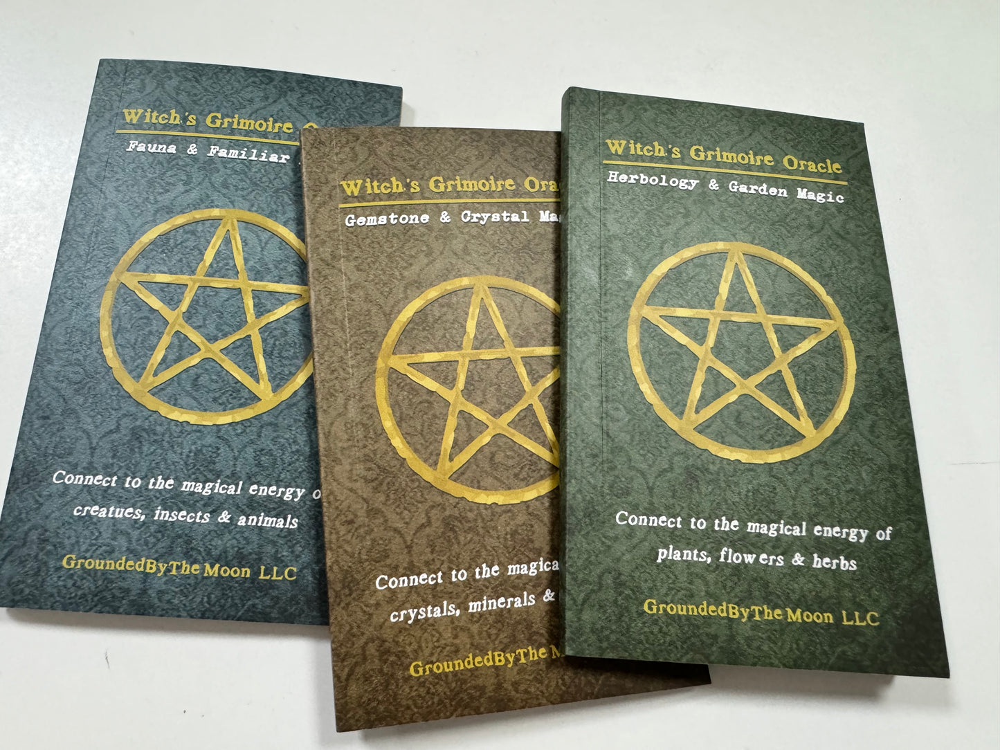Grimoire Oracle Guidebook *Replacement for Kickstarter*
