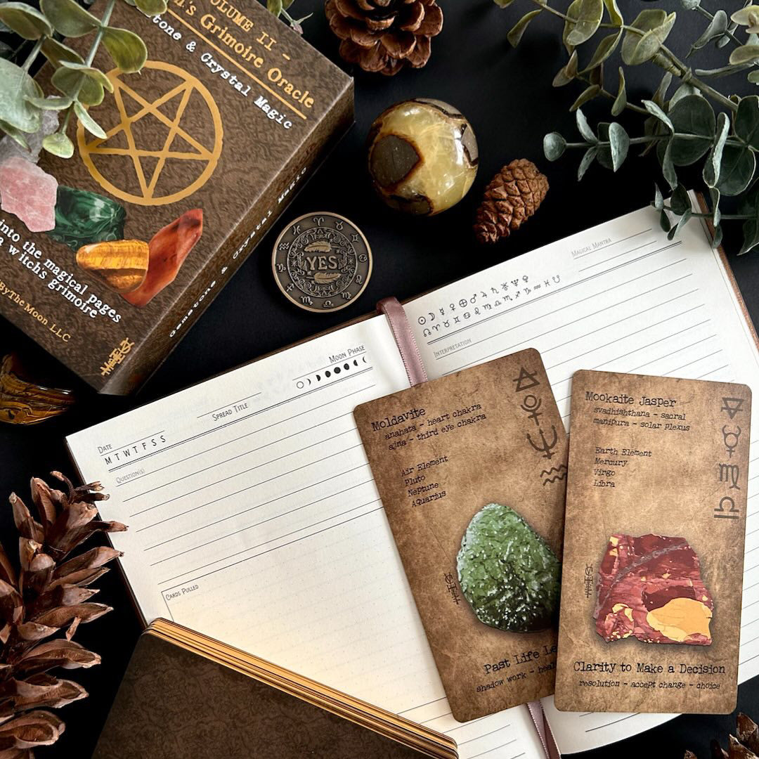 Witches Grimoire Oracle Vol 2 : Crystal & Gemstone Magic